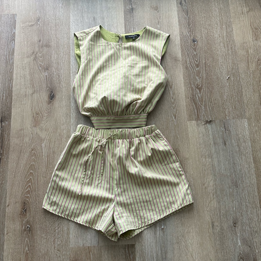 Green & Pink matching set